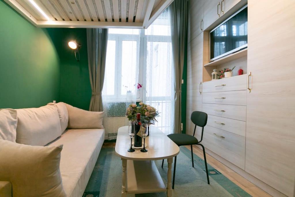 Loft Studio In The City Center Apartamento *